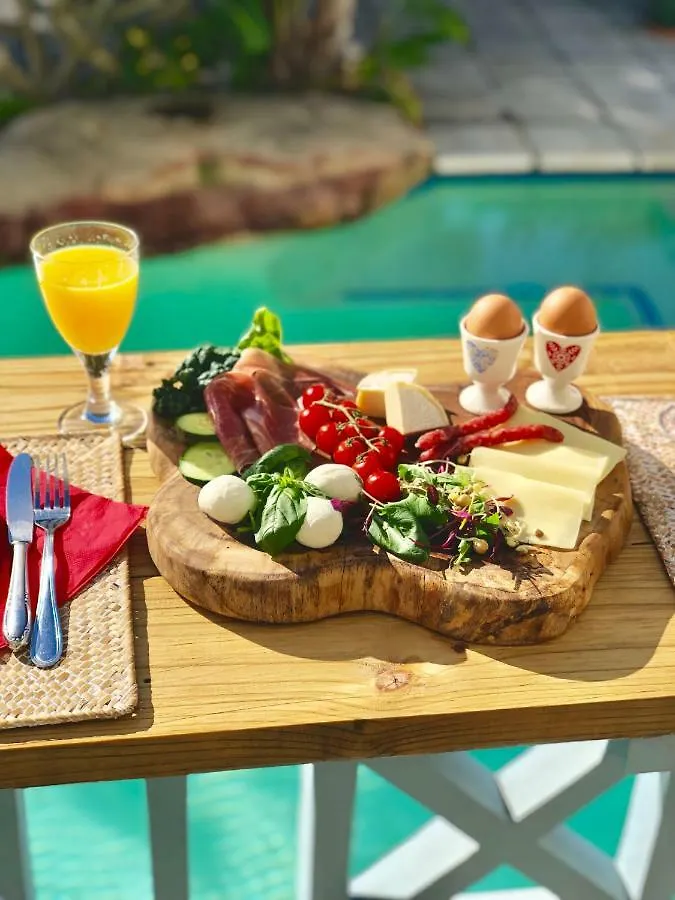 5 Options Guest House Bloubergstrand Südafrika